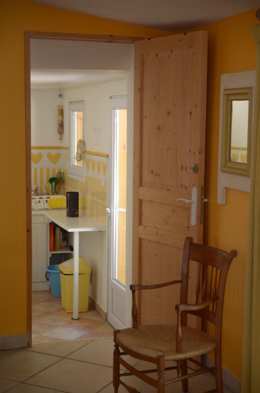 Gîte de Bacalan Mormoiron Habitación foto